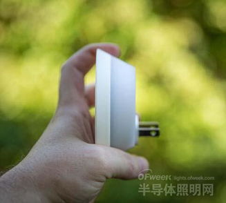 革新夜色 LEEO智能預(yù)警夜燈深度評(píng)測(cè)——當(dāng)智能預(yù)見(jiàn)未來(lái)，傳統(tǒng)夜燈黯然失色